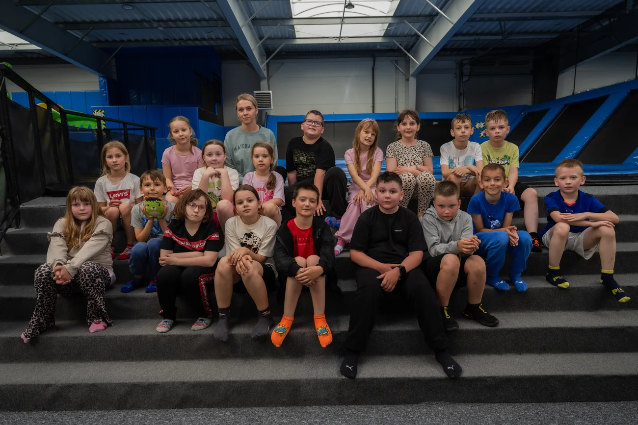 A group of children visiting Jump2Sky